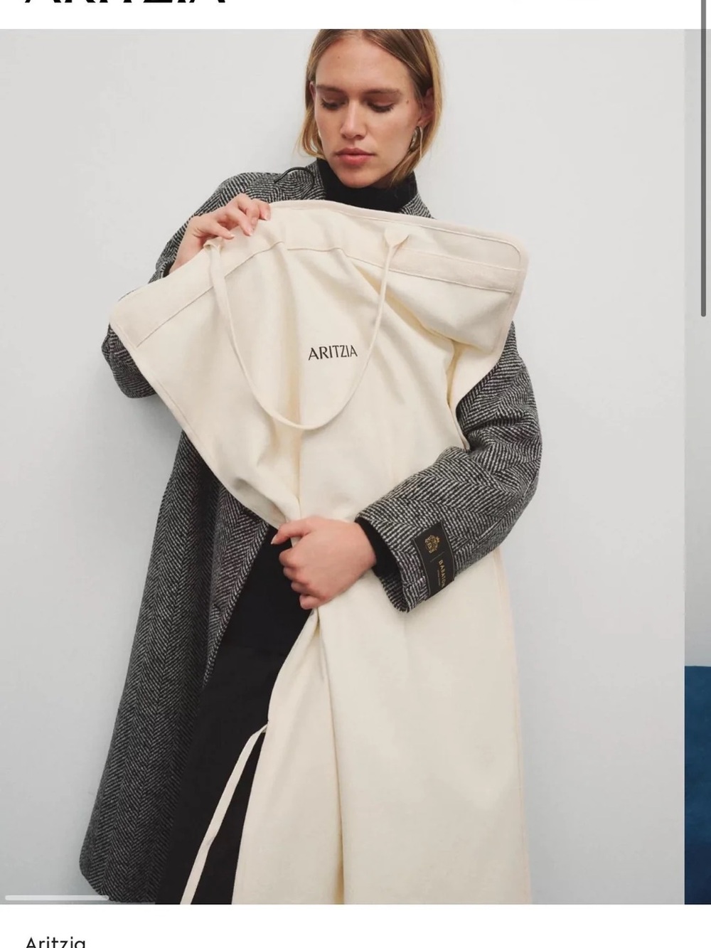 Aritzia Canvas Garment bag in Cream with Black Logo